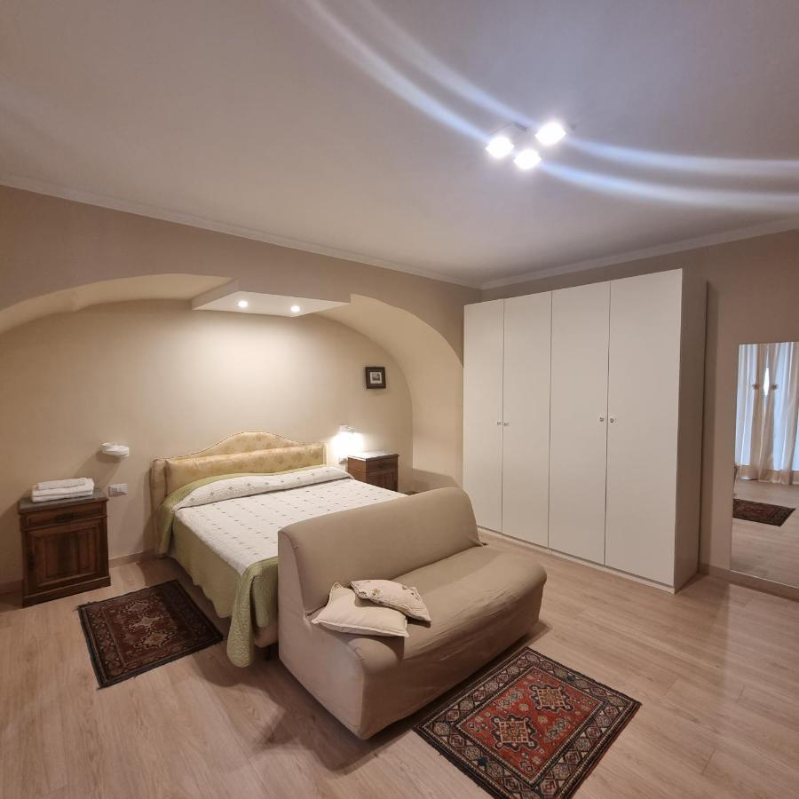 Toledo'S Rambla Casa Vacanze Naples Exterior photo